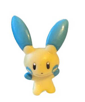 Minun Candy Container Figure Advanced3 2005.png