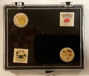 Pokemon Mall 4 Pin Set.jpg